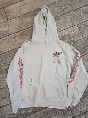 Honda Racing Light Gray Pullover Hoodie with Red Graphic Sleeves Size Small